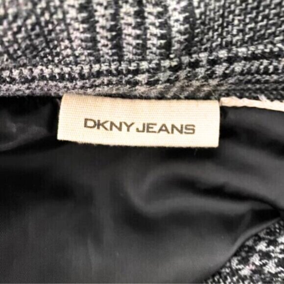 Donna Karan DKNY Plaid Wool Blend Pleated Swing Coat – Chic Cropped Academia - Picture 7 of 11